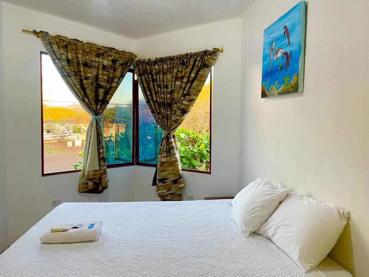 Hostal Vista Al Mar Hotel Пуерто Бакерисо Морено Екстериор снимка