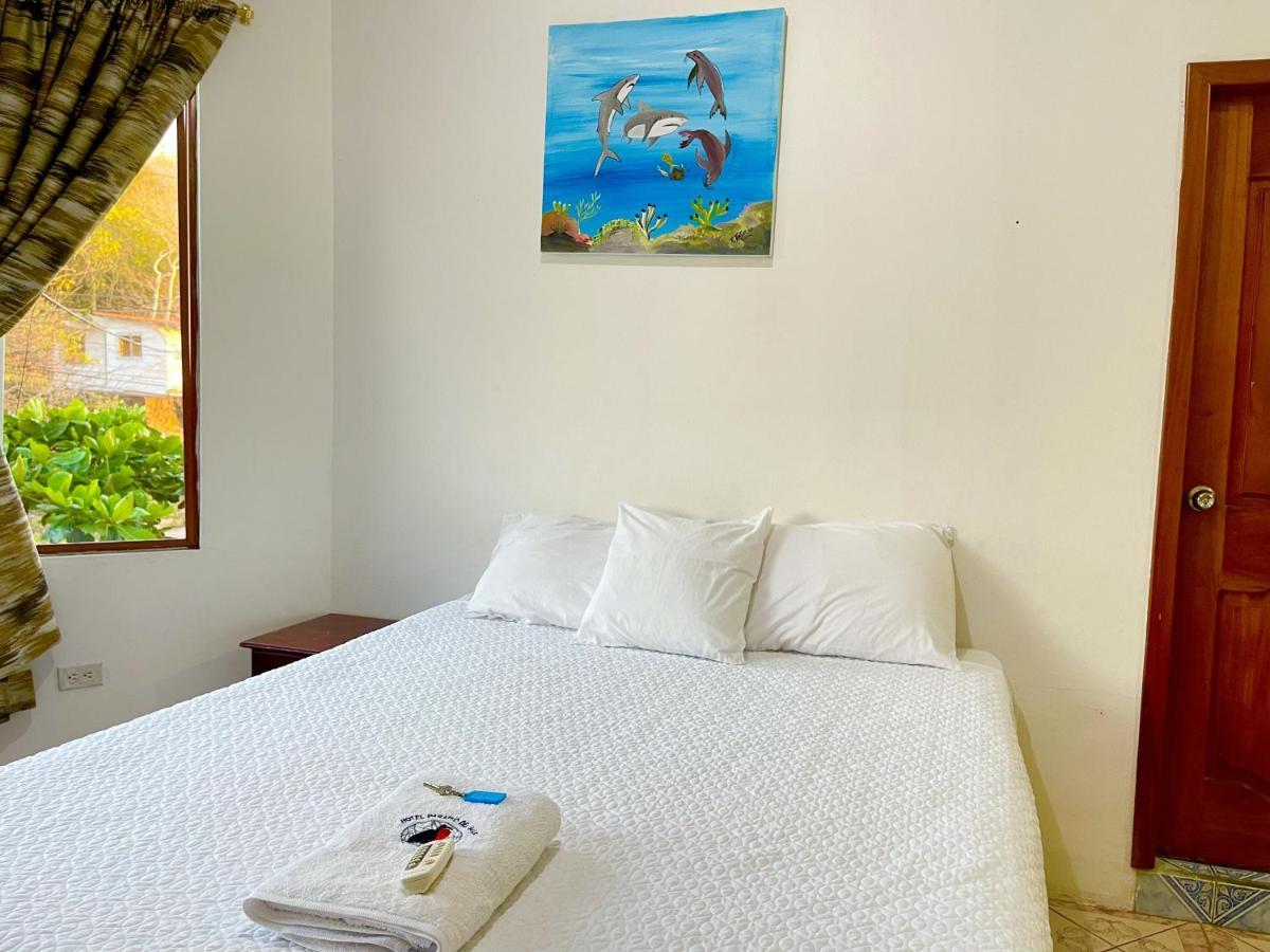 Hostal Vista Al Mar Hotel Пуерто Бакерисо Морено Екстериор снимка
