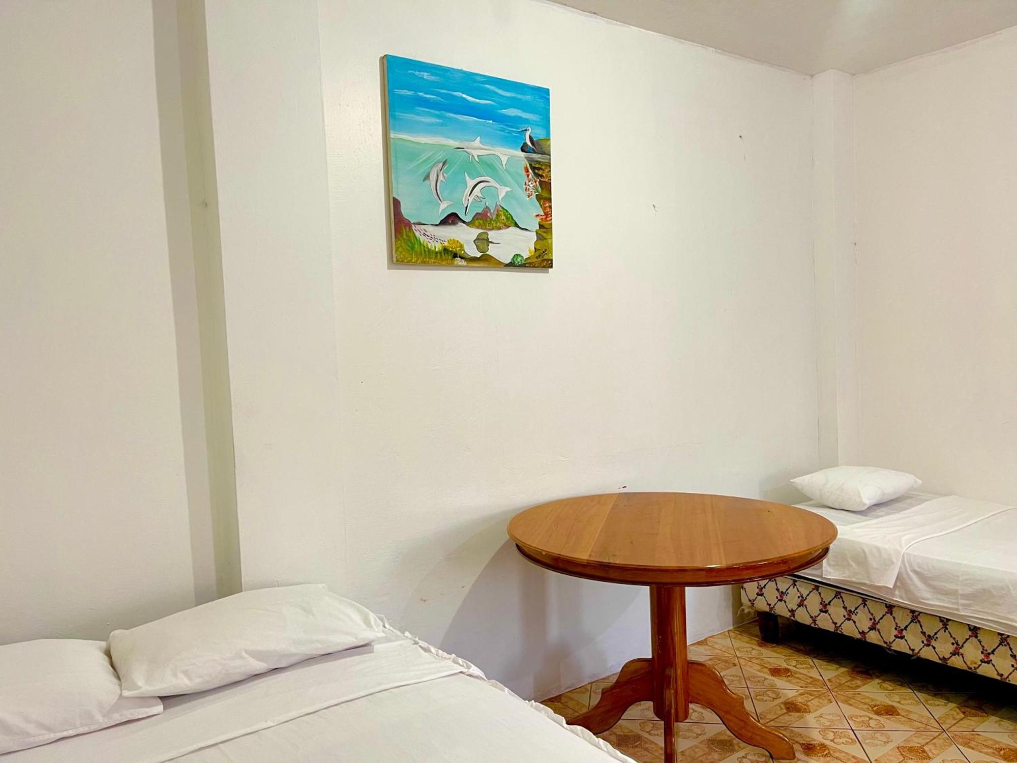 Hostal Vista Al Mar Hotel Пуерто Бакерисо Морено Екстериор снимка